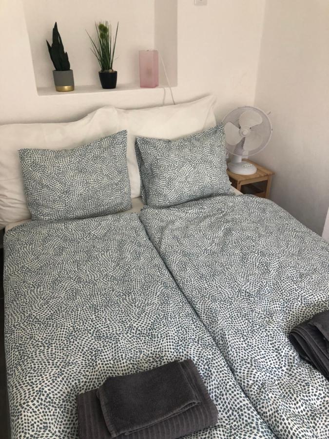 Dalia Apartman Gyoemro Экстерьер фото